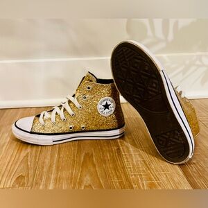EUC Converse Gold Glitter High Top Shoes; sz 3